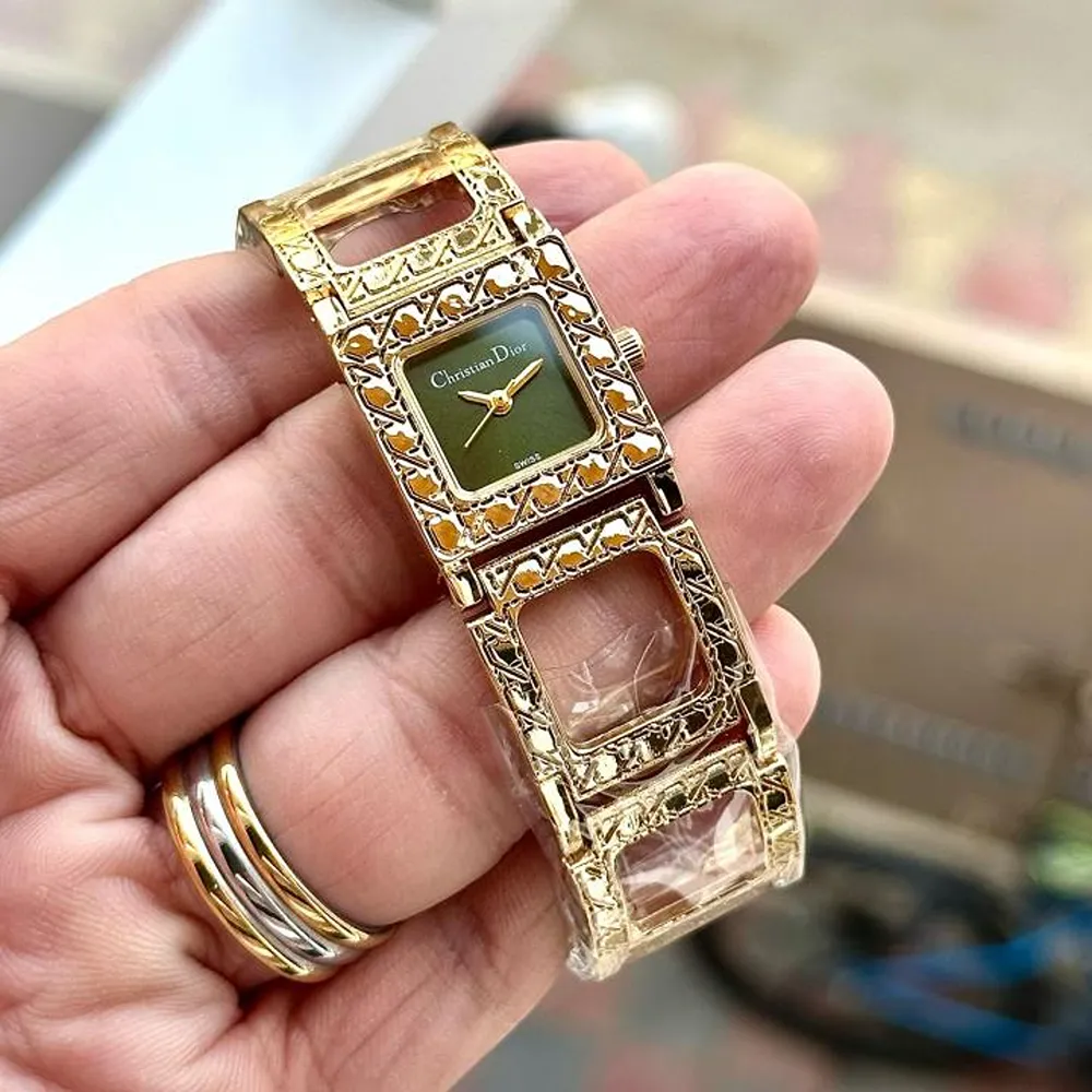Christian Dior Watch Gold-Green For Women (SW343) - stayhit.in Christian Dior Watch Gold-Green For Women (SW343) - stayhit.in