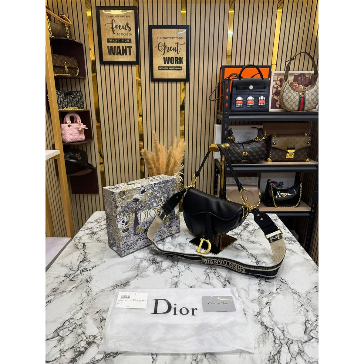 Elegant Christian Dior Saddle Shoulder Bag For Women (SOS487) - stayhit.in