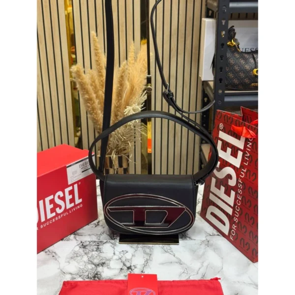 Elegant Diesel 1dr Shoulder Bag With Box For Women (SOS491) - stayhit.in Elegant Diesel 1dr Shoulder Bag With Box For Women (SOS491) - stayhit.in