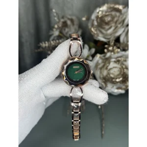 Elegant Gucci Rosegold Watch Green For Women (JH707) - stayhit.in