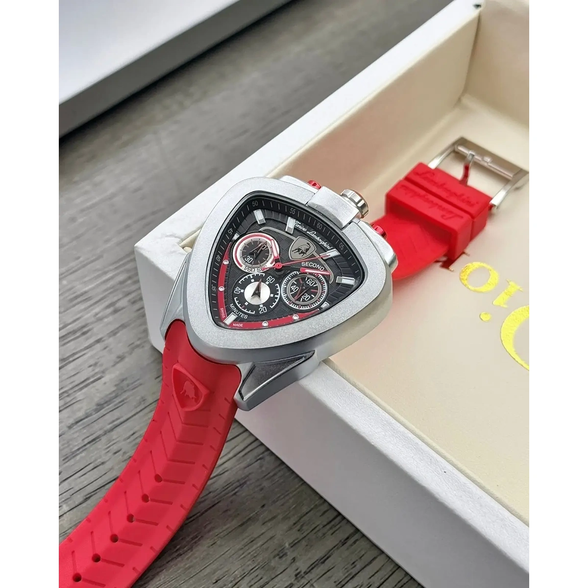 Elegant Lamborghini Spyder Watch Chronograph For Men (JH650) - stayhit.in Elegant Lamborghini Spyder Watch Chronograph For Men (JH650) - stayhit.in