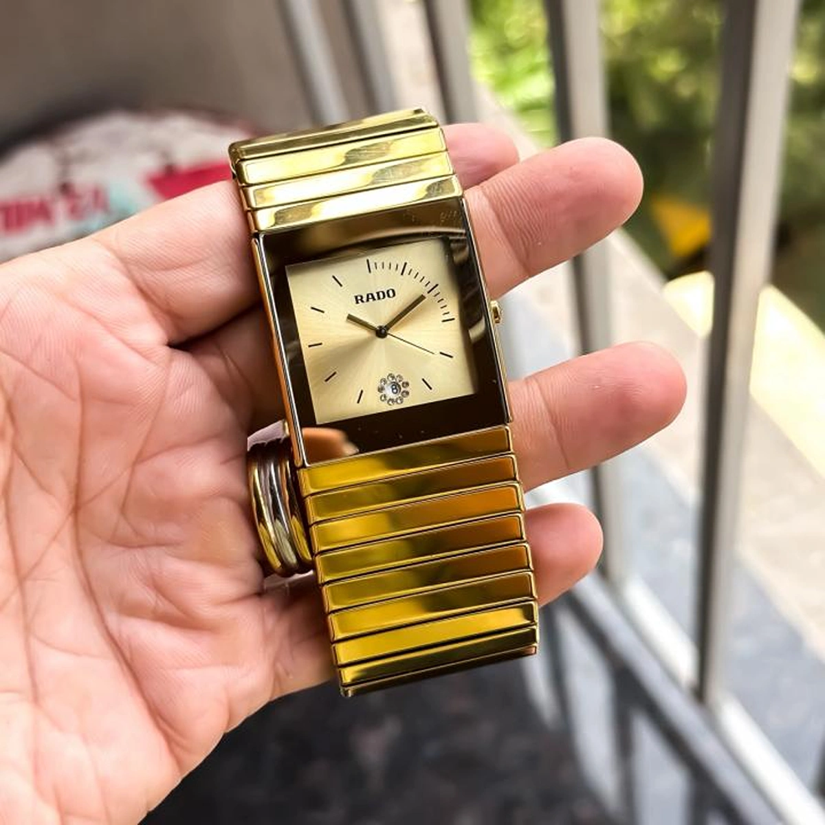 Elegant Rado Ceramic Watch Gold For Men (BOT3936) - stayhit.in Elegant Rado Ceramic Watch Gold For Men (BOT3936) - stayhit.in