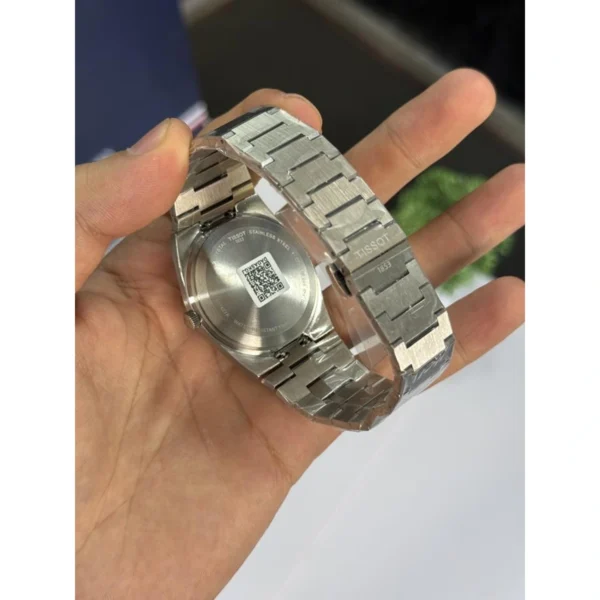 Elegant Tissot Prx Stainless Steel Watch Silver Black For Men (FGS124) - stayhit.in Elegant Tissot Prx Stainless Steel Watch Silver Black For Men (FGS124) - stayhit.in