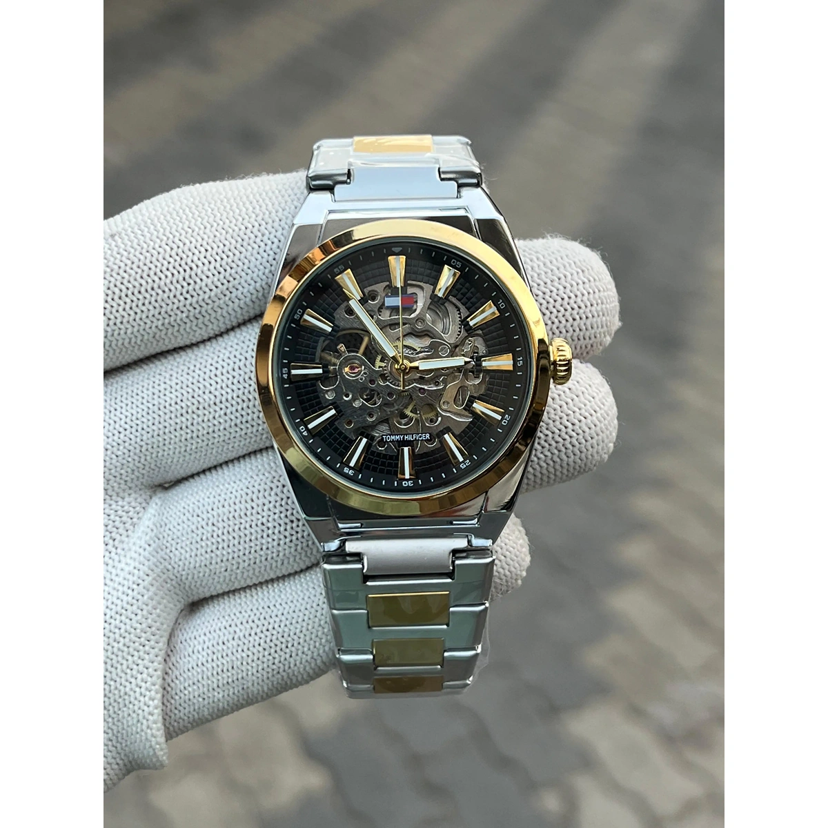 Elegant Tommy Hilfiger Automatic Watch Chain For Men (JH630) - stayhit.in Elegant Tommy Hilfiger Automatic Watch Chain For Men (JH630) - stayhit.in