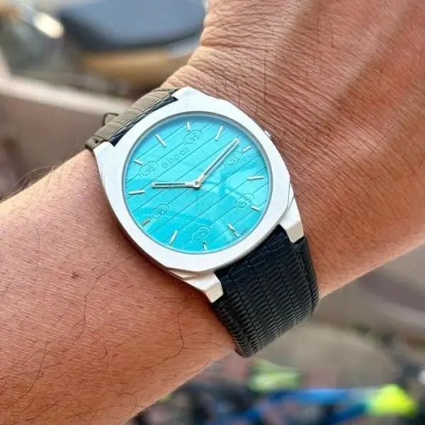 Gucci Watch For Men (BOT102) - stayhit.in Gucci Watch For Men (BOT102) - stayhit.in