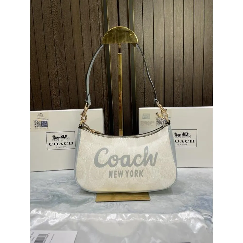 Luxurious Coach Teri Mini Crossbody Bag With Og Box For Women (SUP8236) - stayhit.in Luxurious Coach Teri Mini Crossbody Bag With Og Box For Women (SUP8236) - stayhit.in