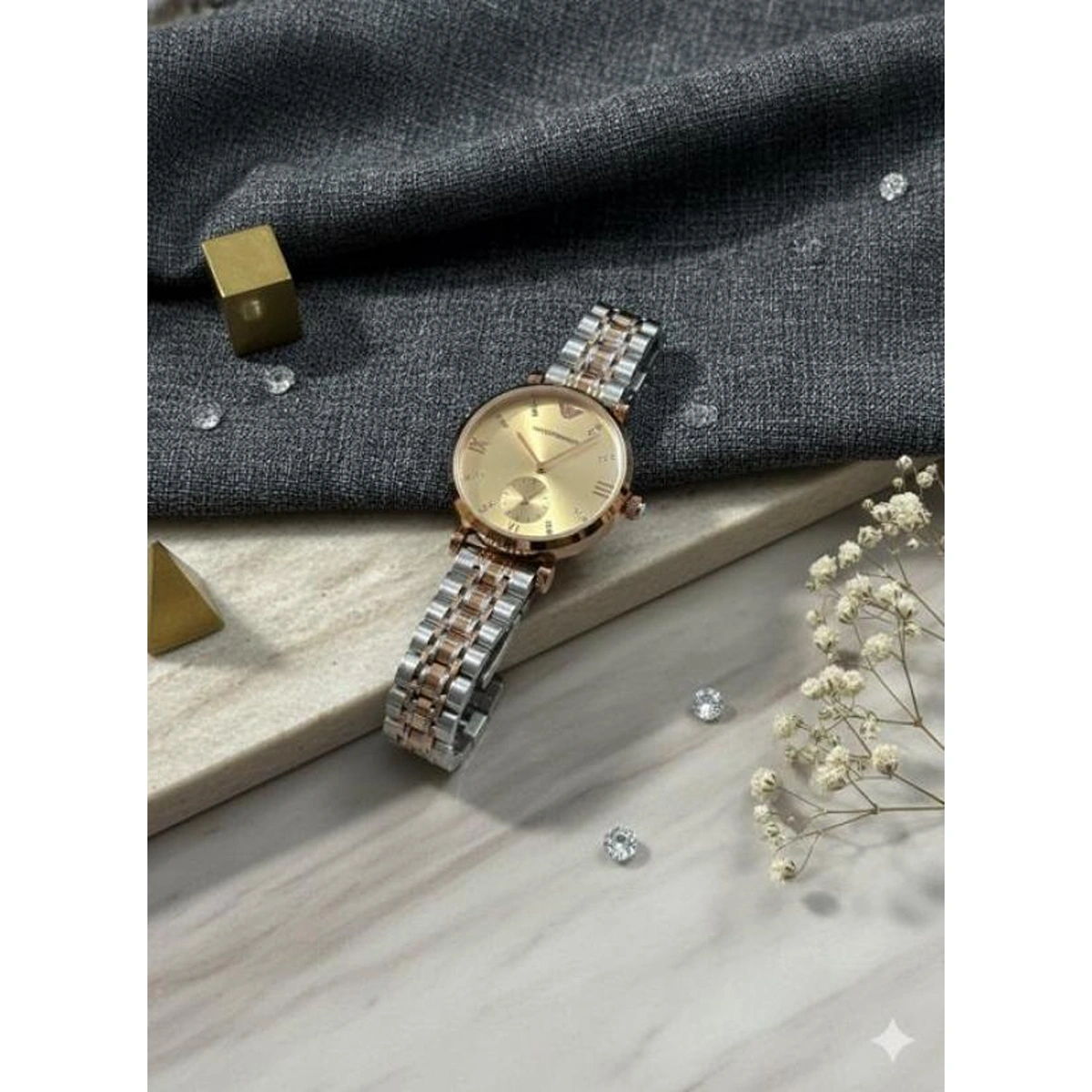 Luxury Armani Watch Golden Silver For Women (BOT2548) - stayhit.in Luxury Armani Watch Golden Silver For Women (BOT2548) - stayhit.in