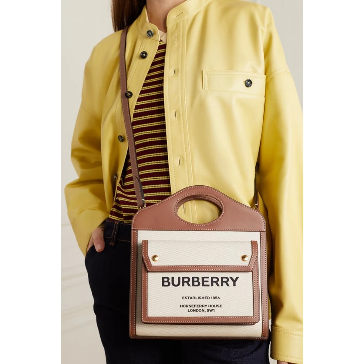 Luxury Burberry Two Tone Canvas Bag Leather With Og Box For Women (BOT2638) - stayhit.in Luxury Burberry Two Tone Canvas Bag Leather With Og Box For Women (BOT2638) - stayhit.in