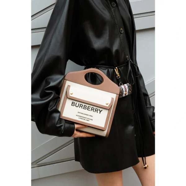Luxury Burberry Two Tone Canvas Bag Leather With Og Box For Women (BOT2638) - stayhit.in Luxury Burberry Two Tone Canvas Bag Leather With Og Box For Women (BOT2638) - stayhit.in