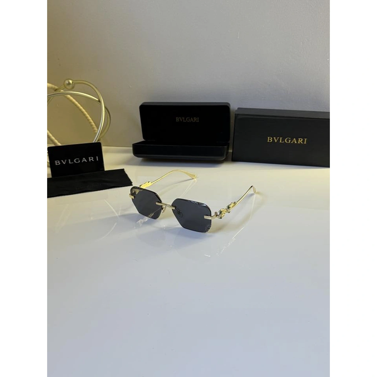 Luxury Bvlgari Sunglasses Gold Black For Men (BOT3224) - stayhit.in Luxury Bvlgari Sunglasses Gold Black For Men (BOT3224) - stayhit.in