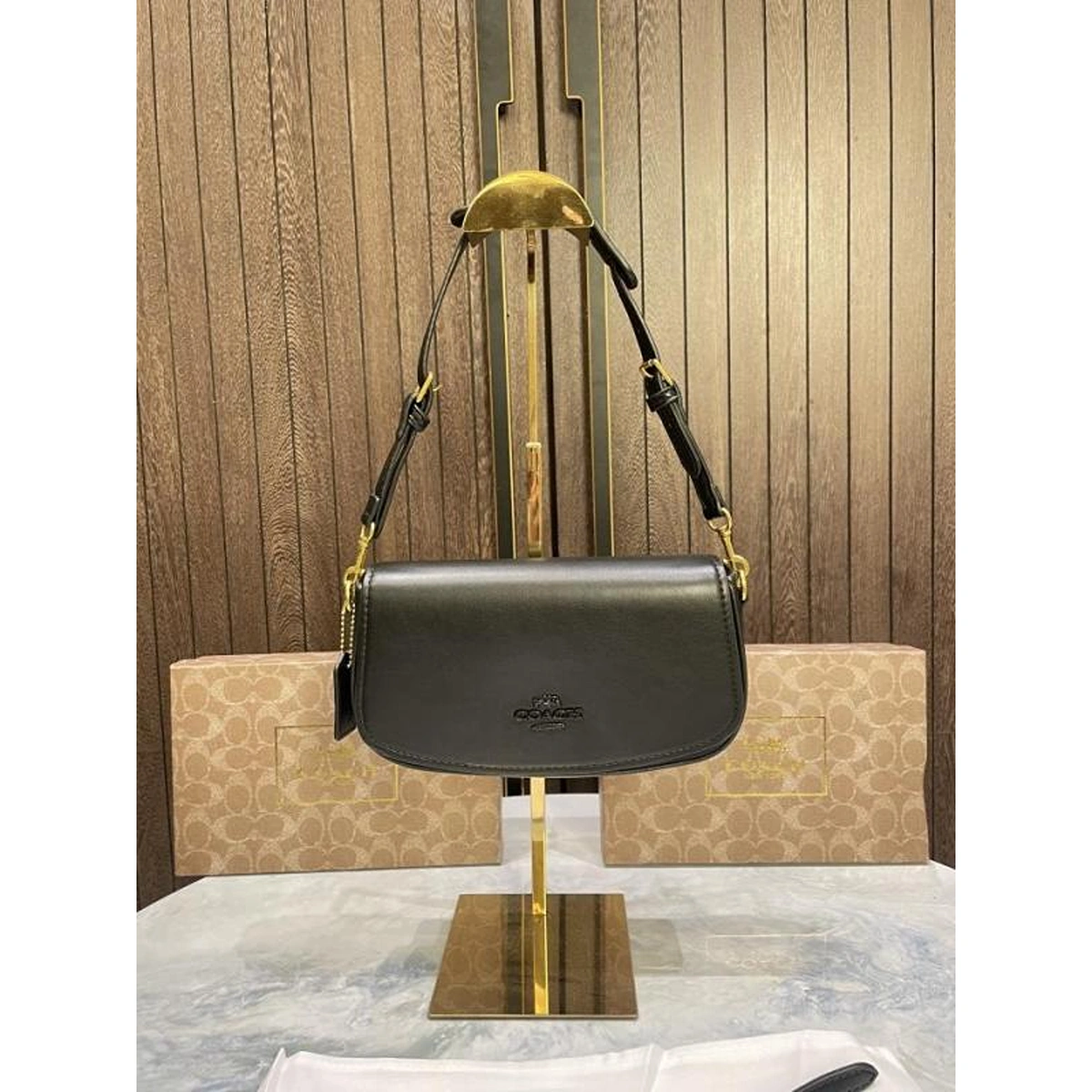 Luxury Coach Andrea Shoulder Bag With Box For Women (BOT4020) - stayhit.in Luxury Coach Andrea Shoulder Bag With Box For Women (BOT4020) - stayhit.in