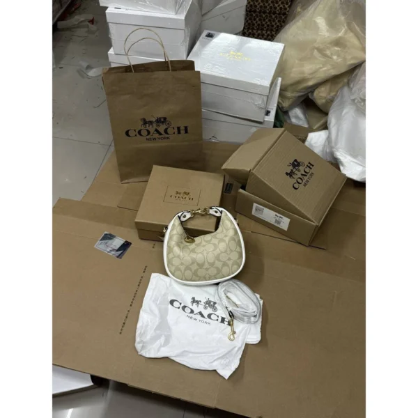 Luxury Coach Jonie Bag With Double Box For Women (BT274) - stayhit.in Luxury Coach Jonie Bag With Double Box For Women (BT274) - stayhit.in