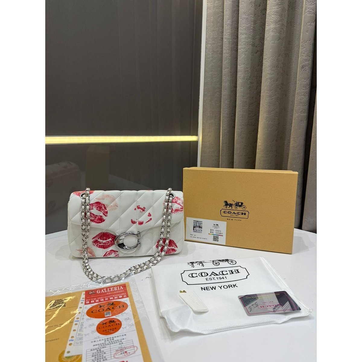 Luxury Coach Tabby Shoulder Bag Lip Print With Og Box For Women (LAB961) - stayhit.in Luxury Coach Tabby Shoulder Bag Lip Print With Og Box For Women (LAB961) - stayhit.in