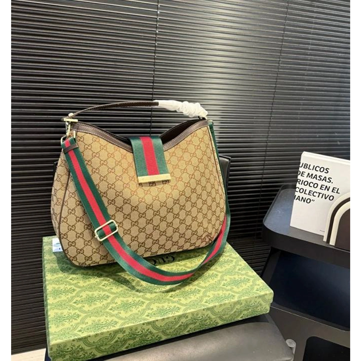 Luxury Gucci Gg Horsebit Supreme Bag With Og Box For Women (BOT2780) - stayhit.in Luxury Gucci Gg Horsebit Supreme Bag With Og Box For Women (BOT2780) - stayhit.in