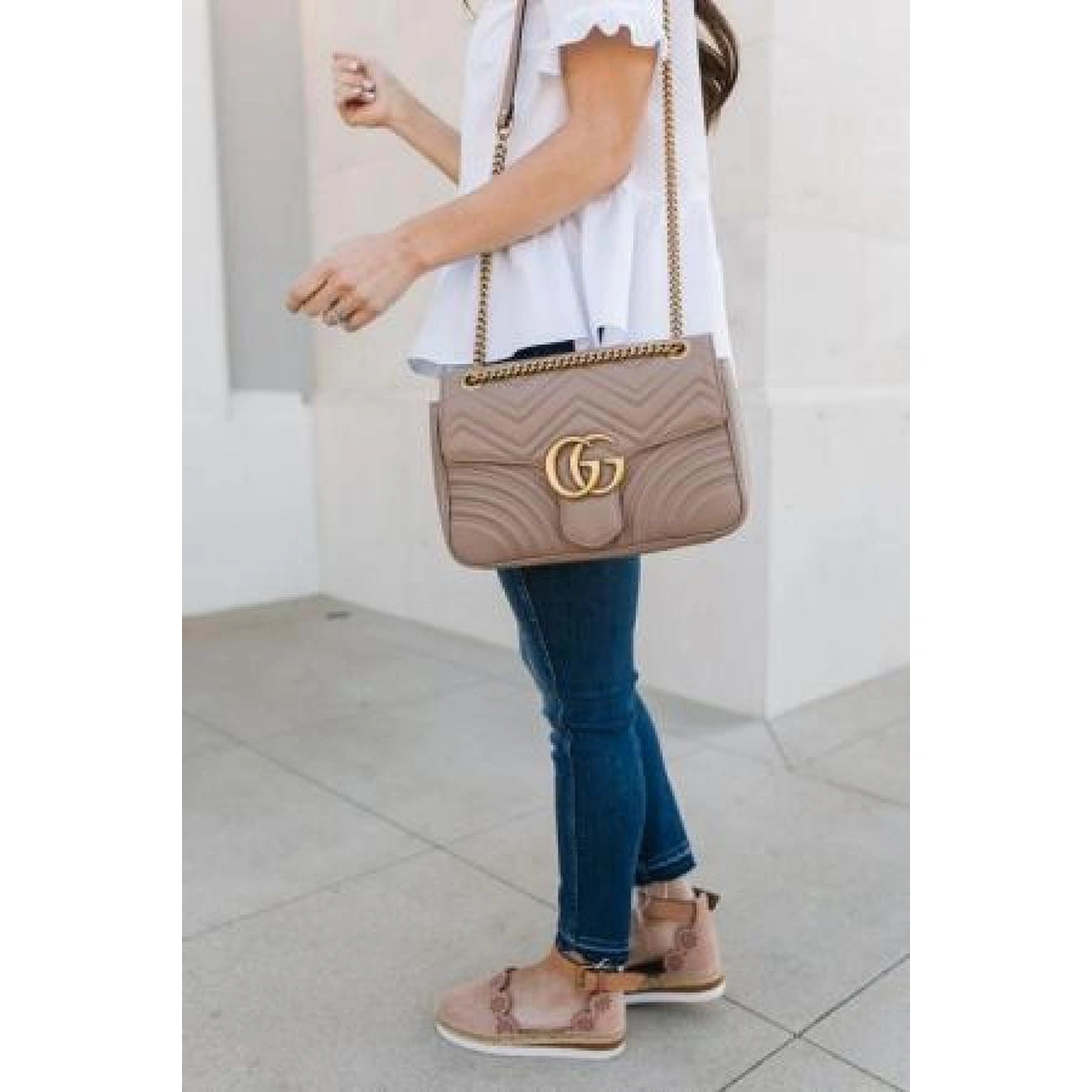 Luxury Gucci Marmont Bag Beige Gold With Original Box For Women (BOT2637) - stayhit.in Luxury Gucci Marmont Bag Beige Gold With Original Box For Women (BOT2637) - stayhit.in