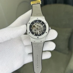 Luxury Hublot Automatic Watch For Men (BOT3113) - stayhit.in
