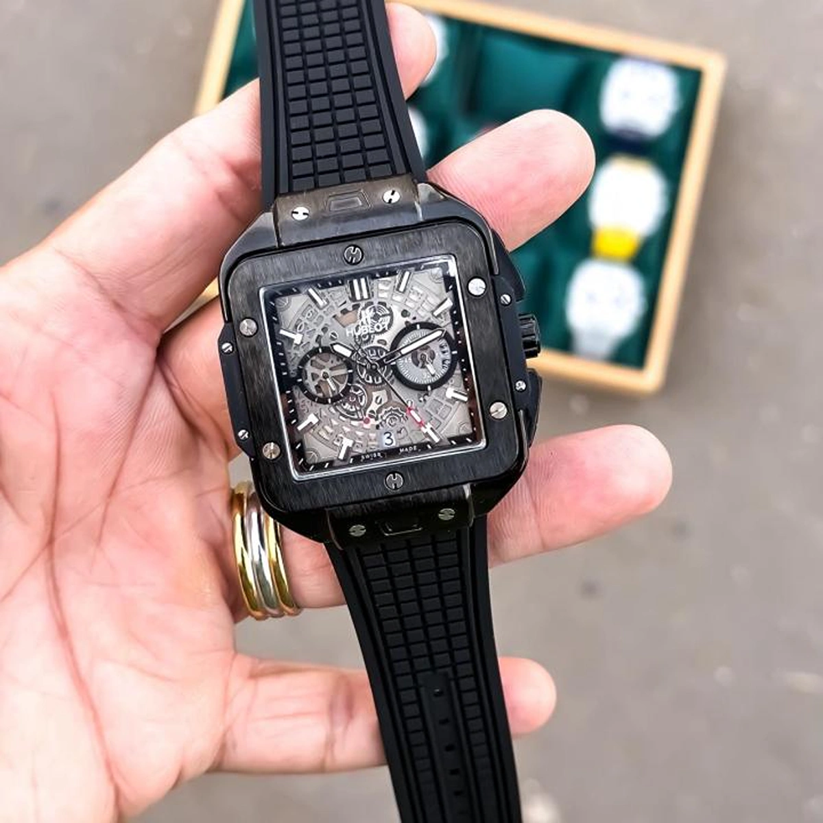 Luxury Hublot Watch Full Black For Men (BOT3955) - stayhit.in Luxury Hublot Watch Full Black For Men (BOT3955) - stayhit.in