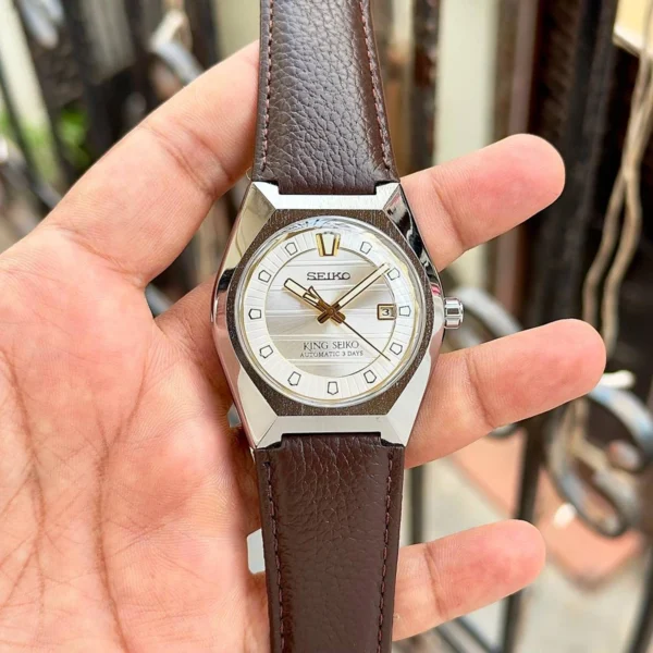 Luxury King Seiko Automatic Watch For Men (SOS602) - stayhit.in Luxury King Seiko Automatic Watch For Men (SOS602) - stayhit.in