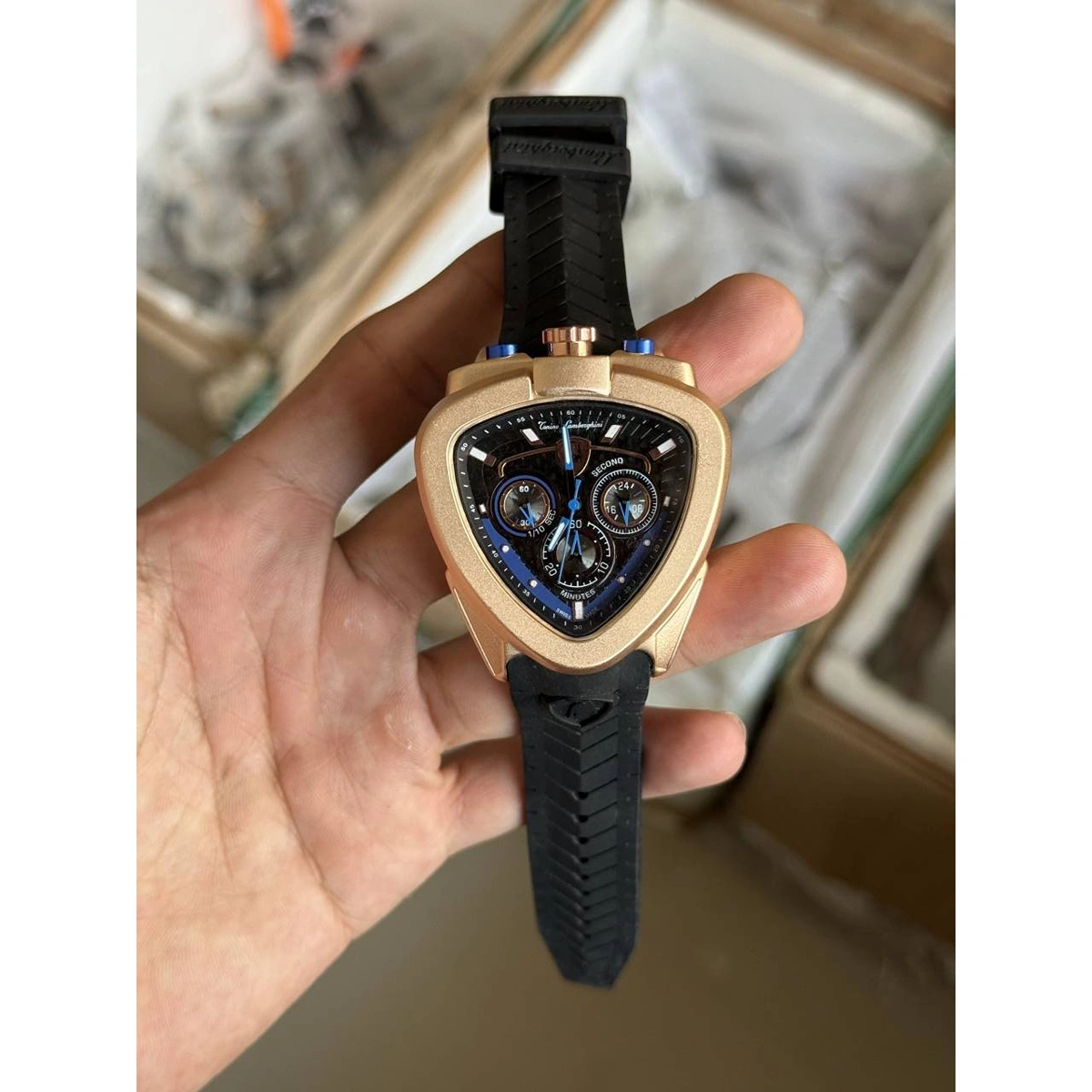 Luxury Lamborghini Chronograph Watch Black Strap For Men (SOS611) - stayhit.in Luxury Lamborghini Chronograph Watch Black Strap For Men (SOS611) - stayhit.in
