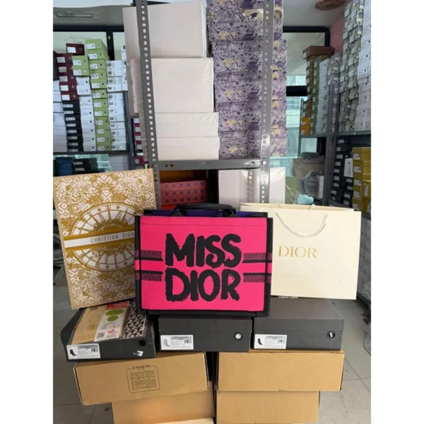 Luxury Miss Dior Large Tote Bag With Og Box For Women (BOT2777) - stayhit.in Luxury Miss Dior Large Tote Bag With Og Box For Women (BOT2777) - stayhit.in