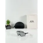 Luxury Oakley Sunglasses Black Silver For Men (BOT3504) - stayhit.in
