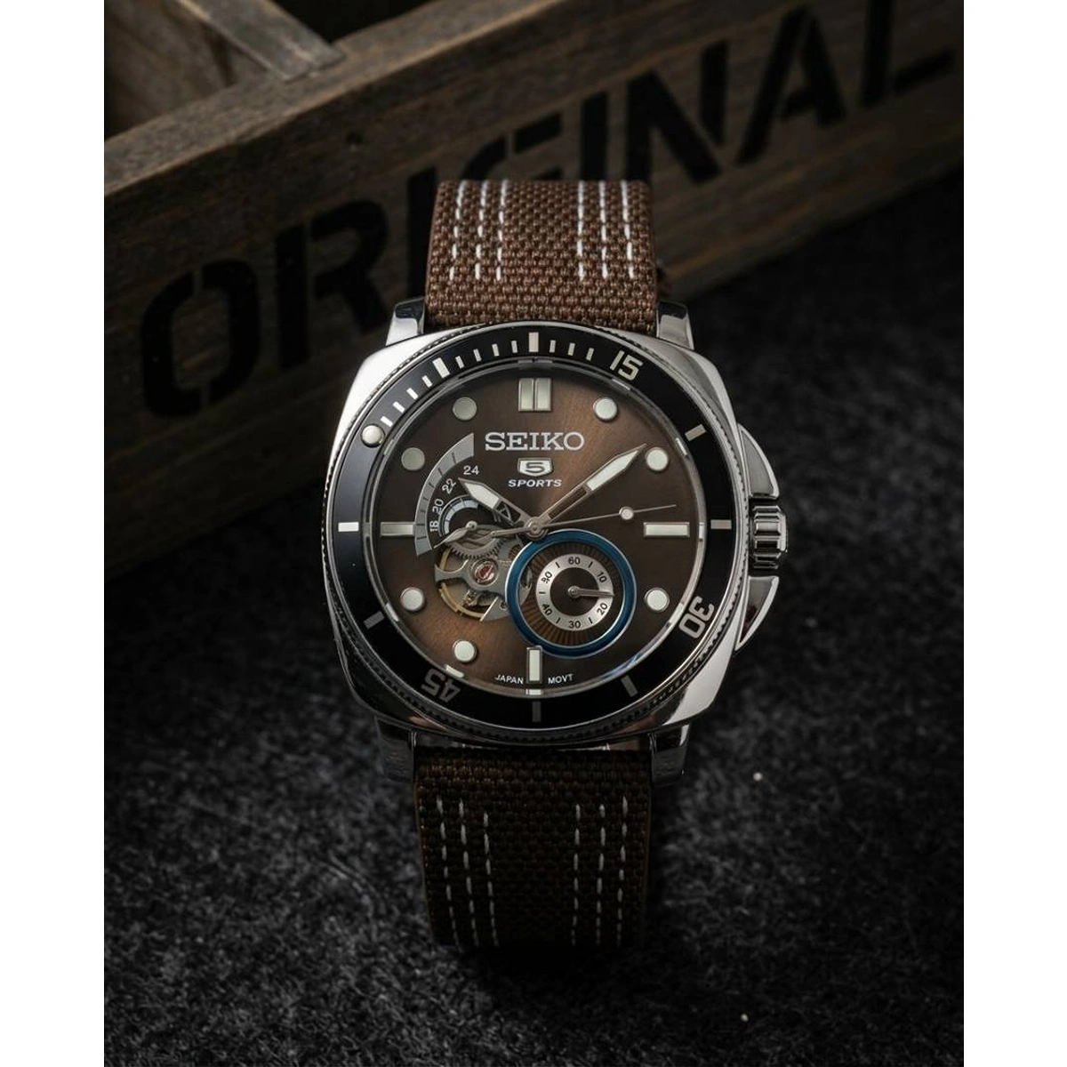 Luxury Seiko 5 Sports Automatic Watch Brown For Men (SOS45) - stayhit.in Luxury Seiko 5 Sports Automatic Watch Brown For Men (SOS45) - stayhit.in