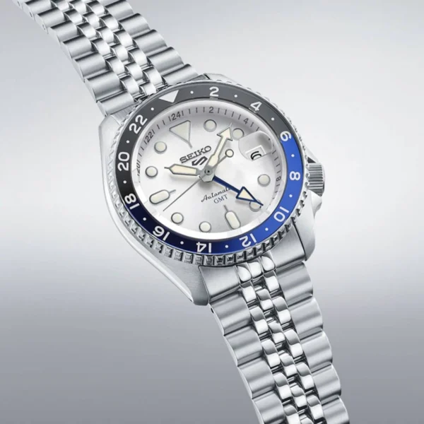 Luxury Seiko 5 Sports GMT Automatic Watch For Men (SOS616) - stayhit.in Luxury Seiko 5 Sports GMT Automatic Watch For Men (SOS616) - stayhit.in