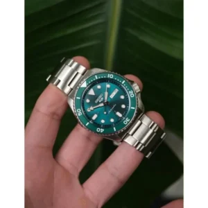 Luxury Seiko 5 Sports Watch Green Dial For Men (BOT3964) - stayhit.in