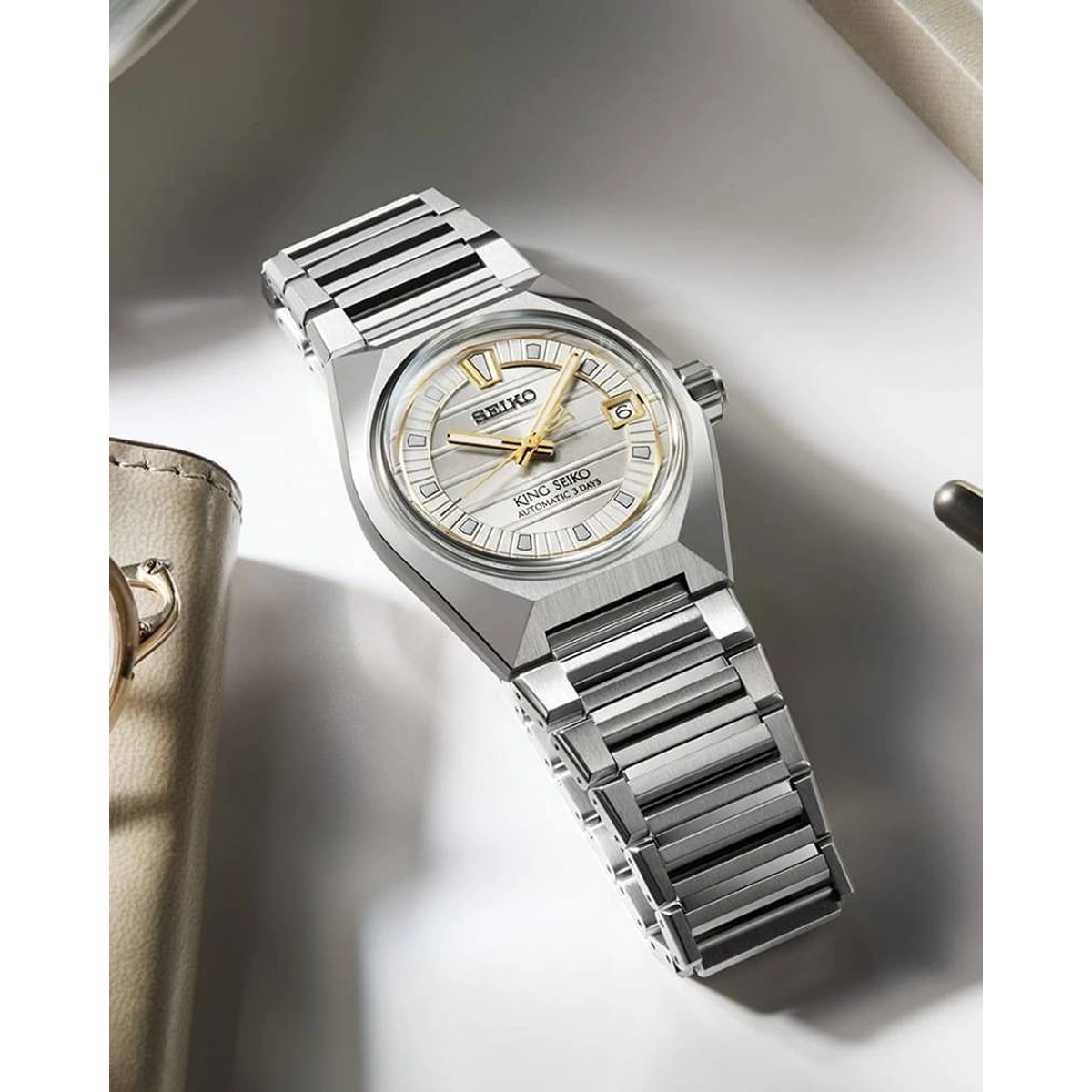 Luxury Seiko King Watch Silver For Men (SOS100) - stayhit.in Luxury Seiko King Watch Silver For Men (SOS100) - stayhit.in
