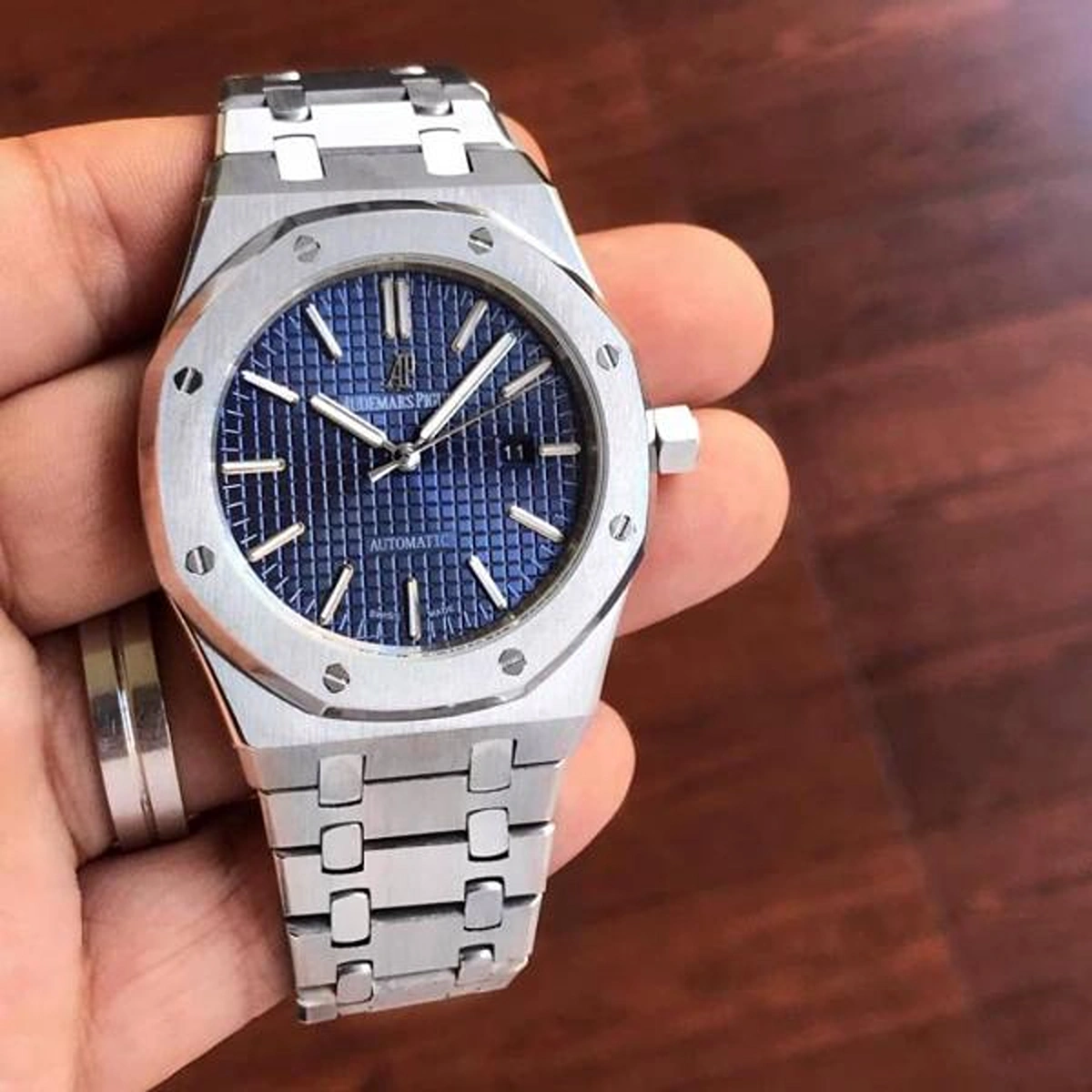 Premium Audemars Piguet Royal Oak Watch Blue Dial For Men (BOT3765) - stayhit.in Premium Audemars Piguet Royal Oak Watch Blue Dial For Men (BOT3765) - stayhit.in