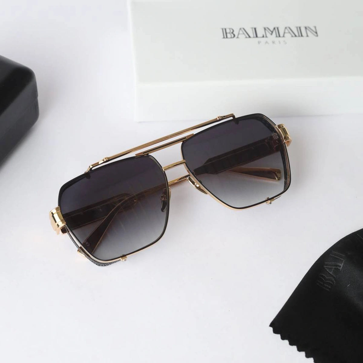 Premium Balmain Sunglasses Gold Black For Men (SOS303) - stayhit.in Premium Balmain Sunglasses Gold Black For Men (SOS303) - stayhit.in