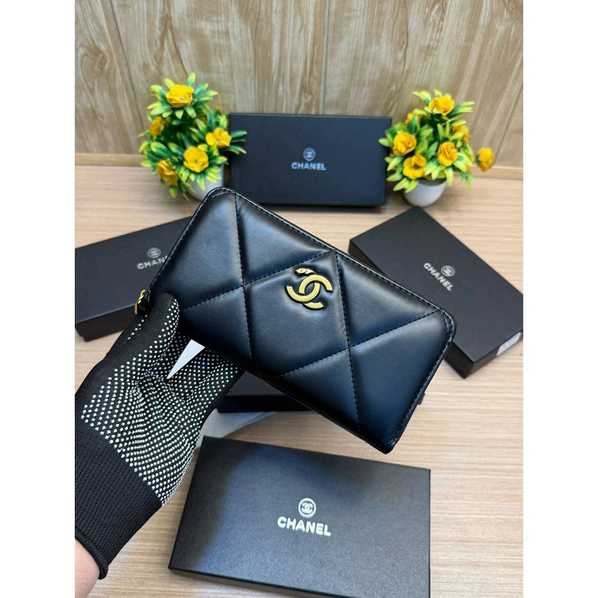 Premium Chanel Long Wallet Black For Women (BT213) - stayhit.in Premium Chanel Long Wallet Black For Women (BT213) - stayhit.in