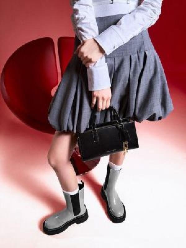 Premium Charles Keith Sabine Trapeze Bag For Women (BOT2656) - stayhit.in Premium Charles Keith Sabine Trapeze Bag For Women (BOT2656) - stayhit.in