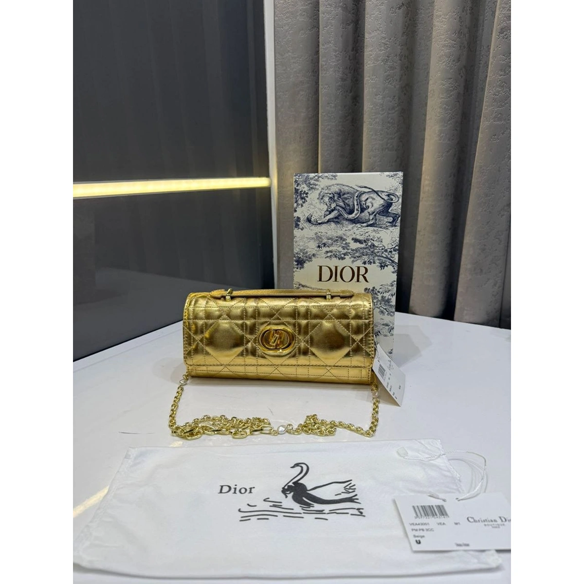 Premium Christian Dior Lambskin Top Handle Bag With Og Box For Women (LAB818) - stayhit.in Premium Christian Dior Lambskin Top Handle Bag With Og Box For Women (LAB818) - stayhit.in