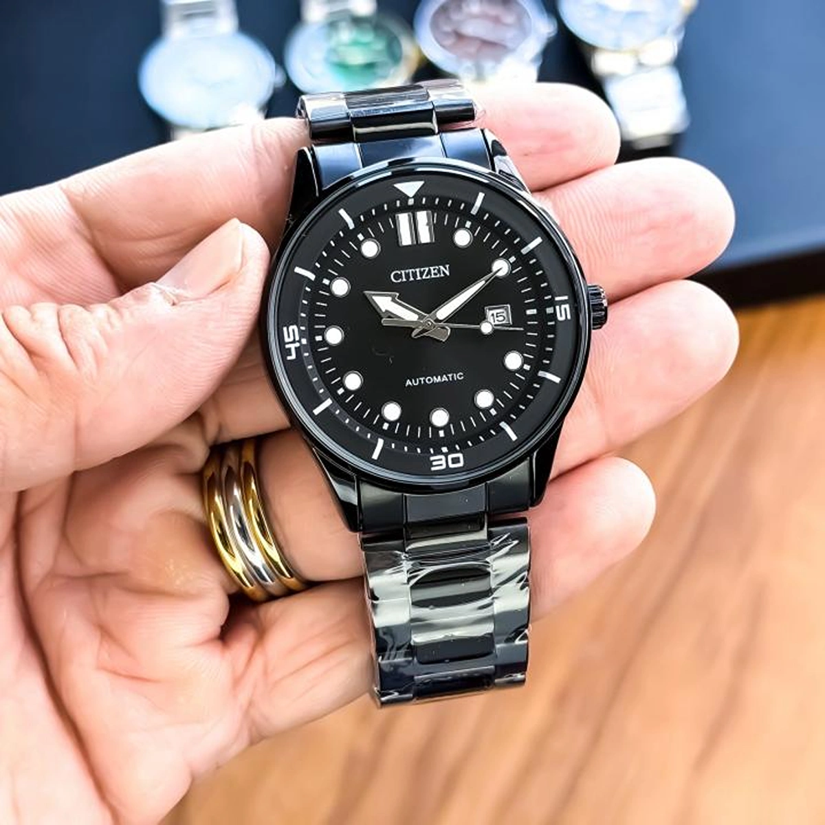 Premium Citizen Watch Full Black For Men (BOT3713) - stayhit.in Premium Citizen Watch Full Black For Men (BOT3713) - stayhit.in