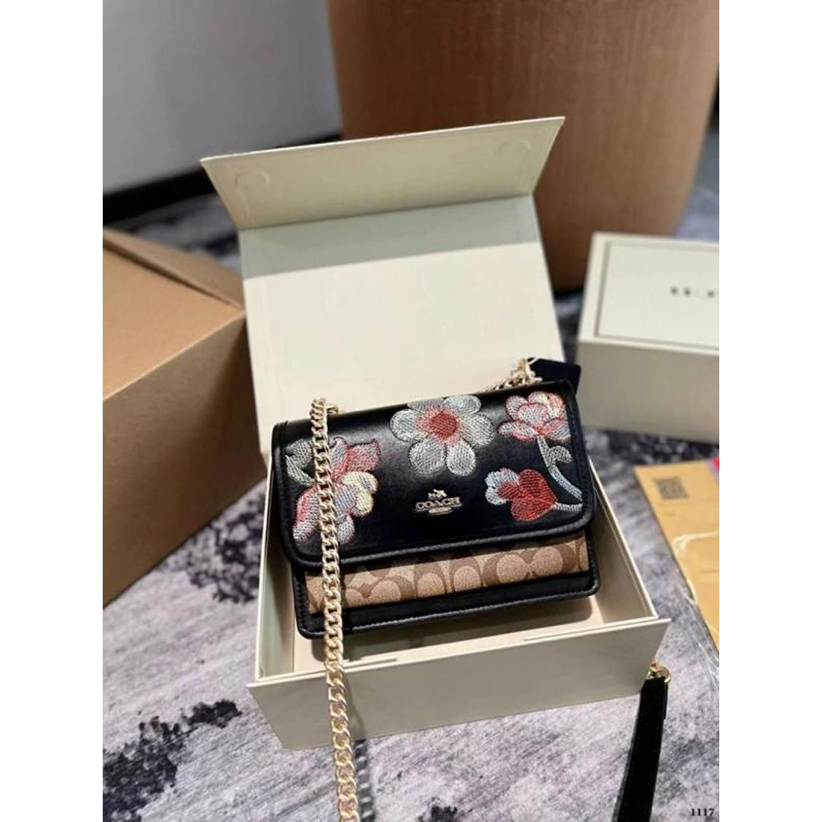 Premium Coach Klare Shoulder Bag Flower Edition For Women (BOT2825) - stayhit.in Premium Coach Klare Shoulder Bag Flower Edition For Women (BOT2825) - stayhit.in