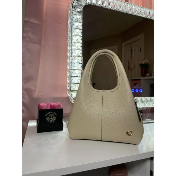 Premium Coach Lana Bag White With Og Box Dust Bag For Women (BT300) - stayhit.in