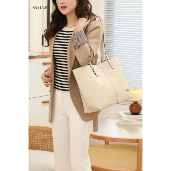 Premium Coach North Tote Bag With Dust Bag For Women (SOS412) - stayhit.in Premium Coach North Tote Bag With Dust Bag For Women (SOS412) - stayhit.in