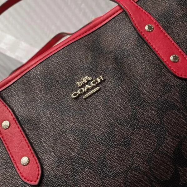 Premium Coach Signature City Tote Bag With Og Box For Women (BOT4029) - stayhit.in Premium Coach Signature City Tote Bag With Og Box For Women (BOT4029) - stayhit.in