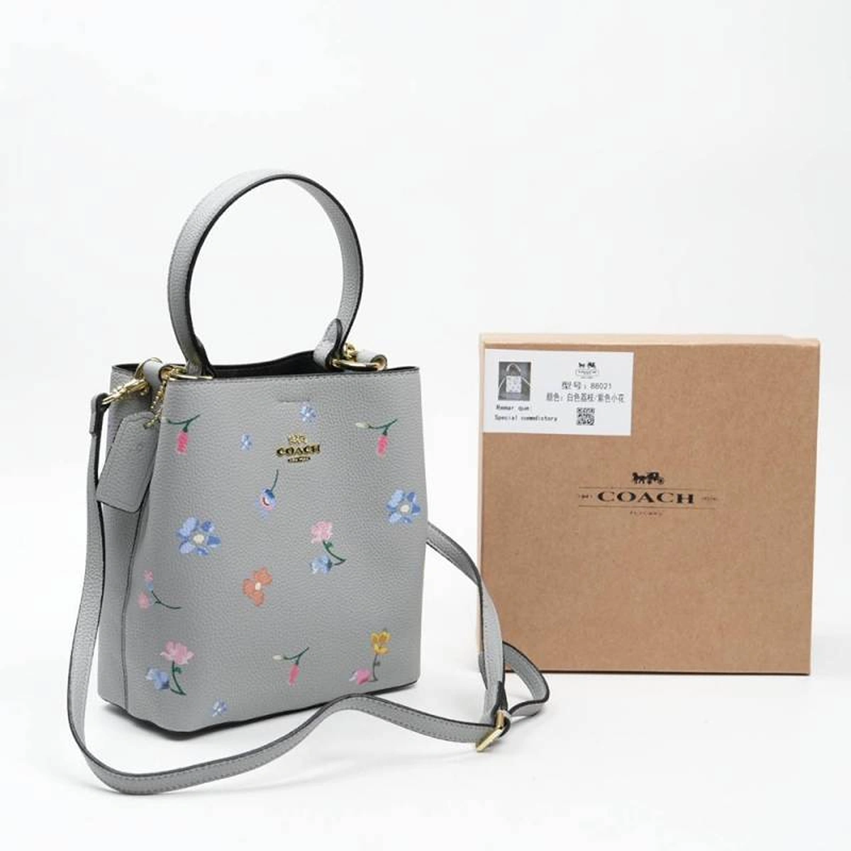 Premium Coach Small Town Bucket Bag Floral Print For Women (BT28) - stayhit.in