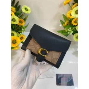 Premium Coach Wallet With Og Accessories For Women (BT210) - stayhit.in