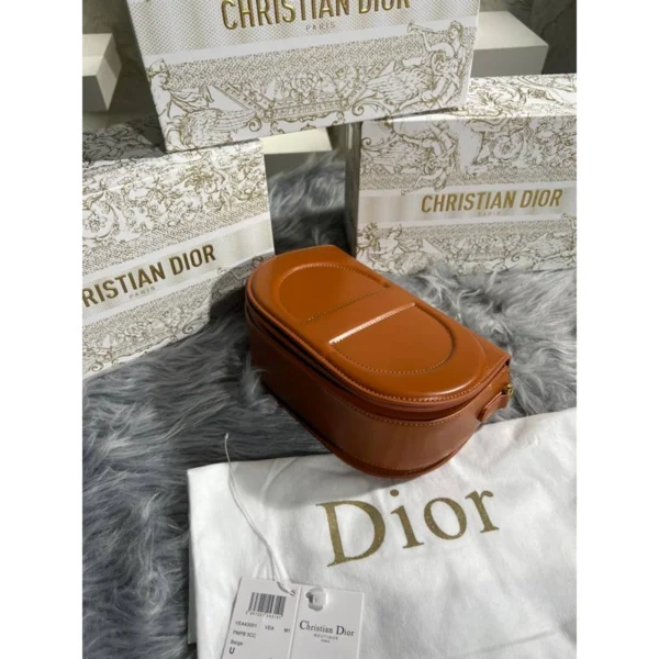 Premium Dior Signature Bag With Strap Brown For Women (BT25) - stayhit.in Premium Dior Signature Bag With Strap Brown For Women (BT25) - stayhit.in