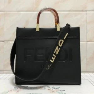 Premium Fendi Roma Leather Handbag For Women (BOT2862) - stayhit.in