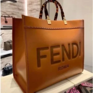 Premium Fendi Roma Leather Handbag For Women (SUP8147) - stayhit.in