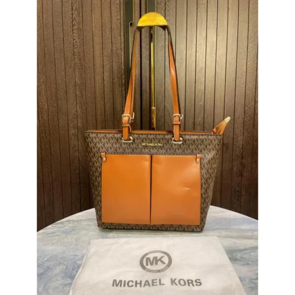 Premium Gucci Blondie Handbag With Folding Box For Women (SUP8256) - stayhit.in Premium Gucci Blondie Handbag With Folding Box For Women (SUP8256) - stayhit.in