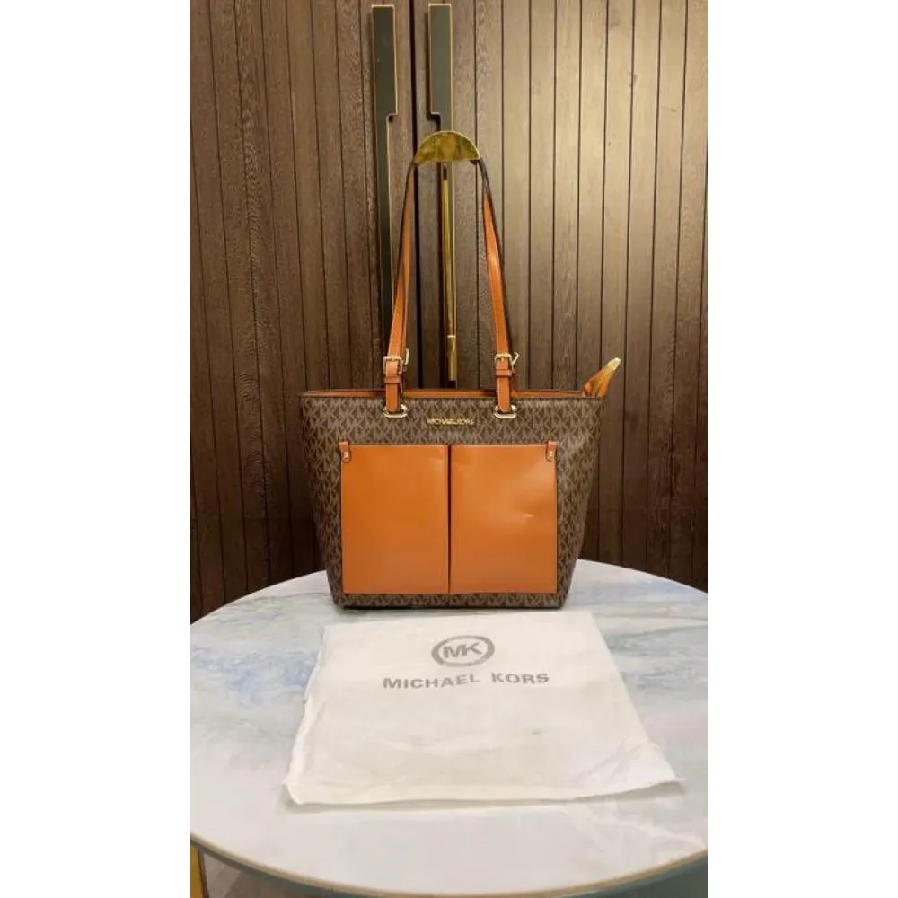 Premium Gucci Blondie Handbag With Folding Box For Women (SUP8256) - stayhit.in Premium Gucci Blondie Handbag With Folding Box For Women (SUP8256) - stayhit.in