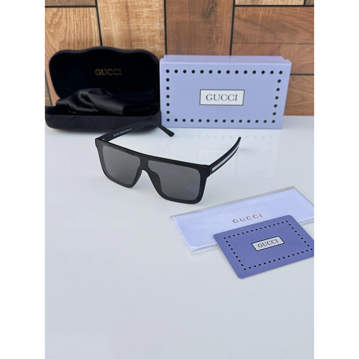 Premium Gucci Sunglasses Black White For Men (BOT3438) - stayhit.in Premium Gucci Sunglasses Black White For Men (BOT3438) - stayhit.in