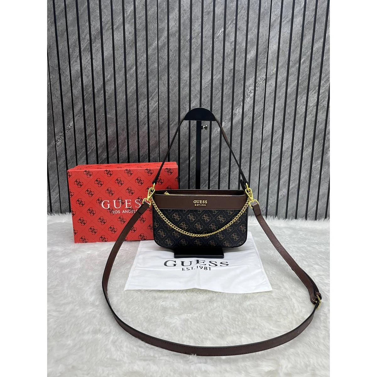 Premium Guess Kate Shoulder Bag With Og Box Dust Cover For Women (SOS402) - stayhit.in Premium Guess Kate Shoulder Bag With Og Box Dust Cover For Women (SOS402) - stayhit.in