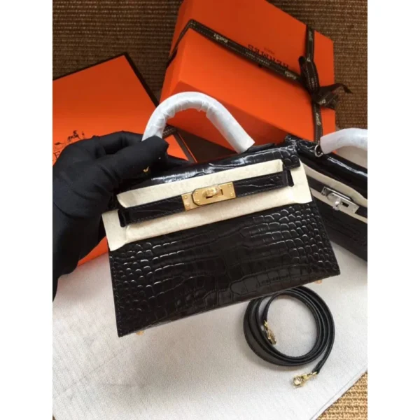 Premium Hermes Kelly 22 Leather Sling Bag Black For Women (BT15) - stayhit.in Premium Hermes Kelly 22 Leather Sling Bag Black For Women (BT15) - stayhit.in