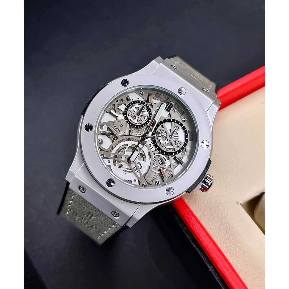 Premium Hublot Chronograph Watch For Men (SOS532) - stayhit.in Premium Hublot Chronograph Watch For Men (SOS532) - stayhit.in